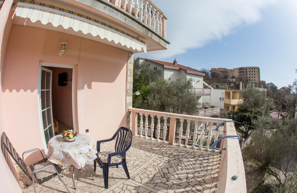 Guest House Almond Bečići Zimmer foto